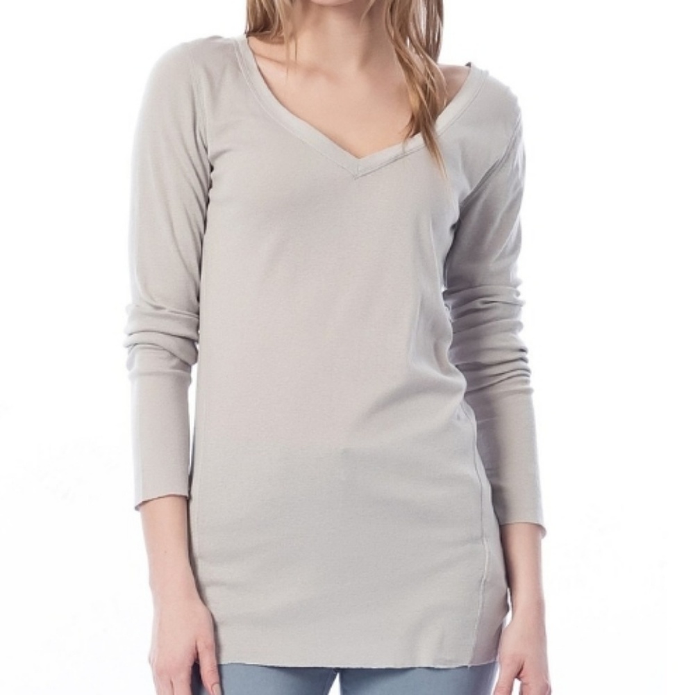 ** Gap LongSleeve Knit Top Lite Gravel Raw Hemline
